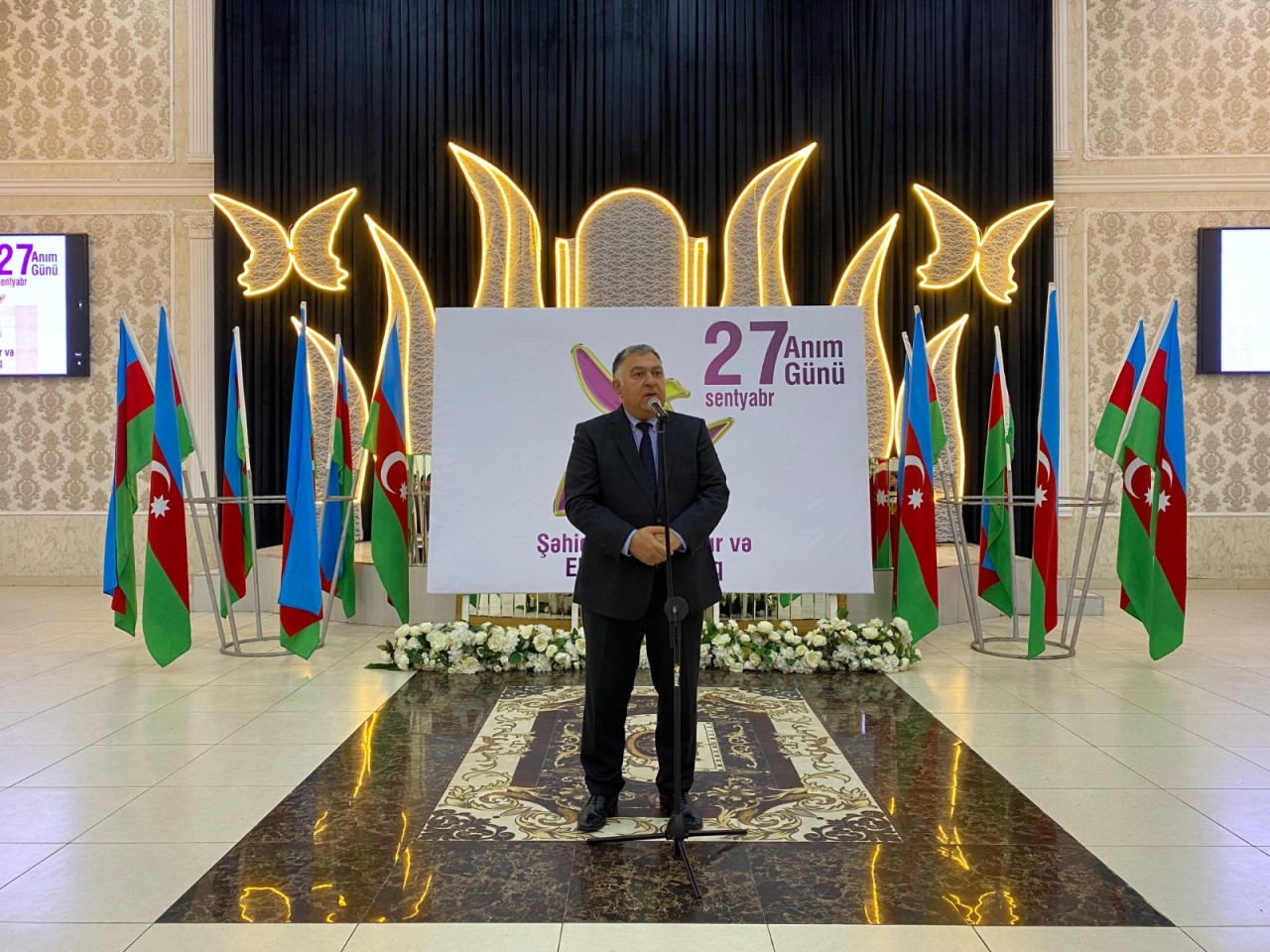 Xəzər rayonunda Anım günü ilə bağlı silsilə tədbirlər keçirilib - FOTOLAR